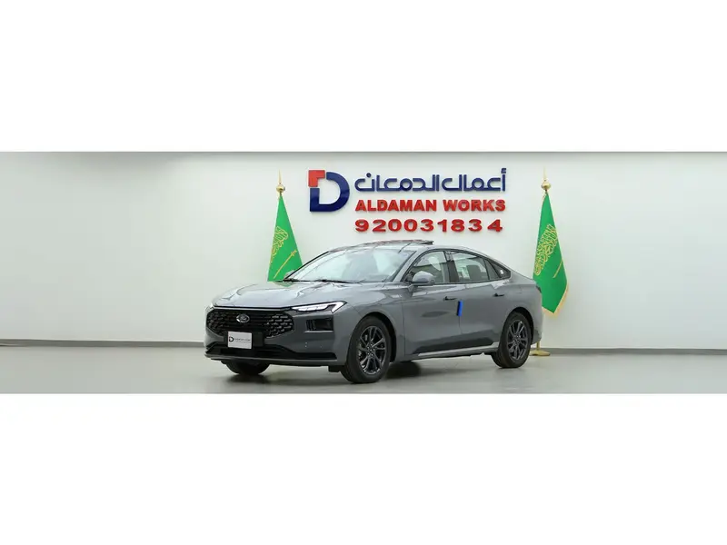 Discover undefined undefined Exterior Interior Images.Find all aspects and details of cars.