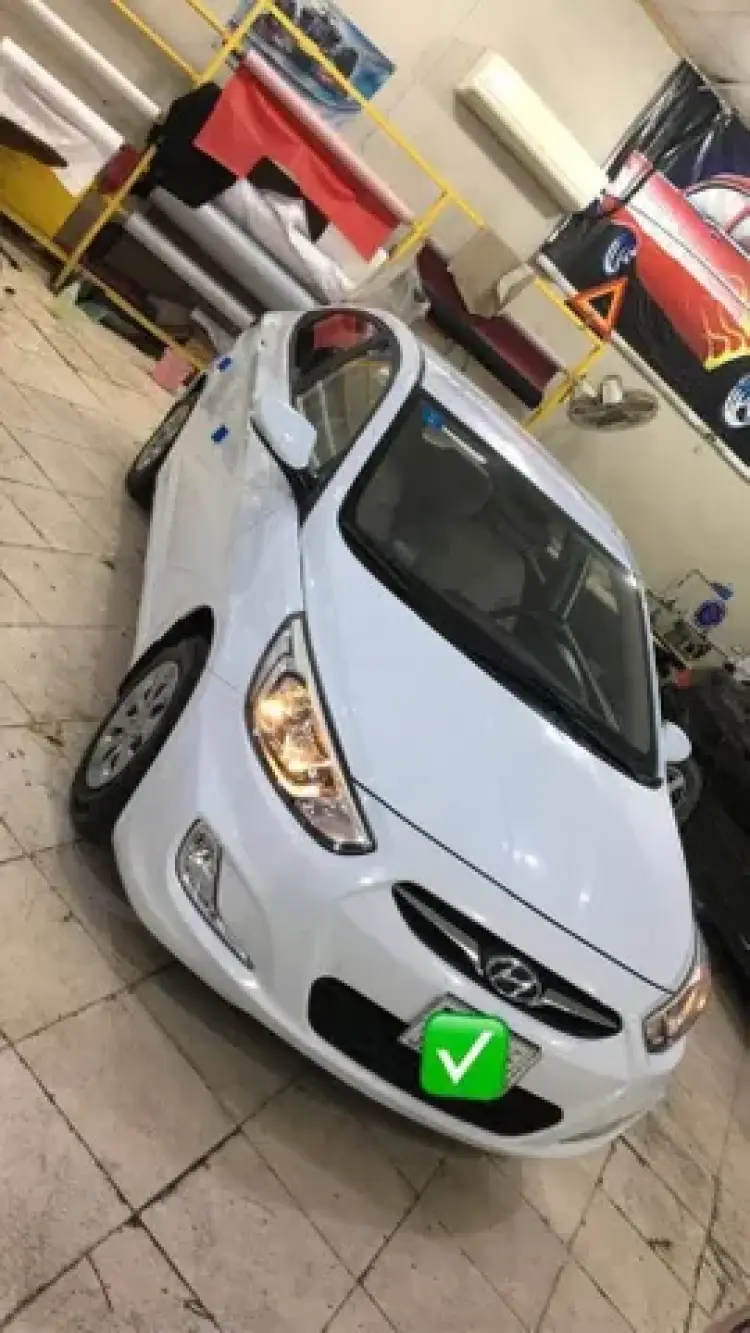 hyundai hyundai-accent image Hyundai Accent 2017