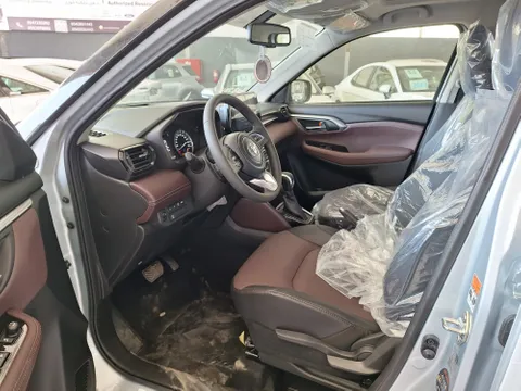 New Toyota Urban Cruiser  1.5L GLX 2025