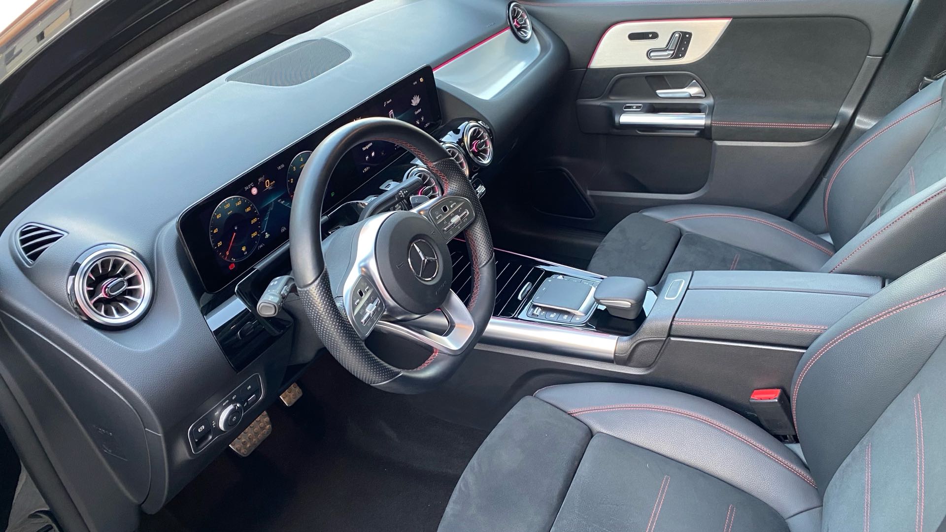 مرسيدس بنز GLA Class 2023