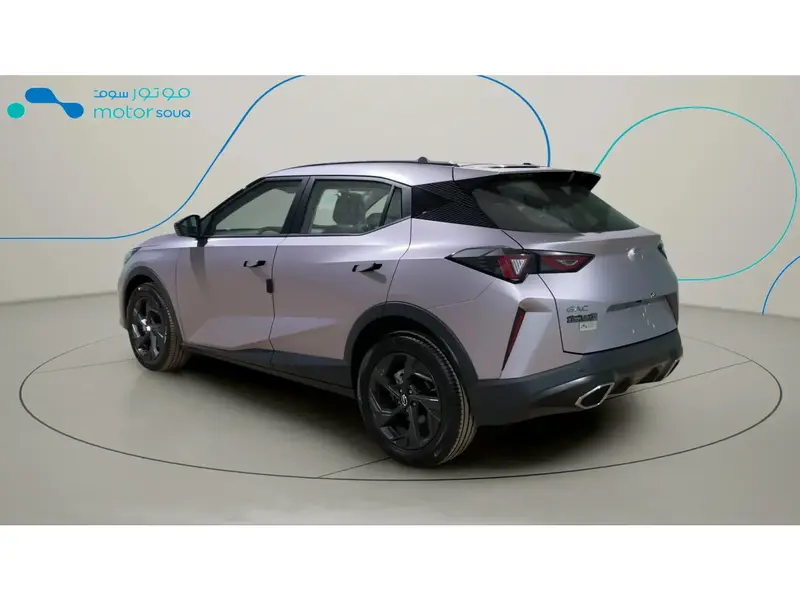 Discover undefined undefined Exterior Interior Images.Find all aspects and details of cars.
