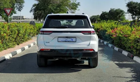 New Jeep Grand Cherokee 3.6L Altitude 2024