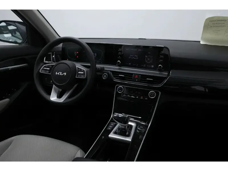 Discover undefined undefined Exterior Interior Images.Find all aspects and details of cars.