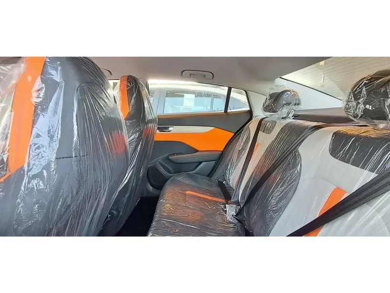 Discover undefined undefined Exterior Interior Images.Find all aspects and details of cars.