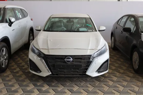 New Nissan Altima 2023