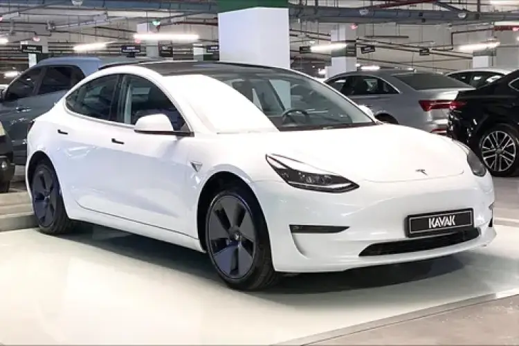 tesla tesla-model-3 image New Tesla Model 3 2023