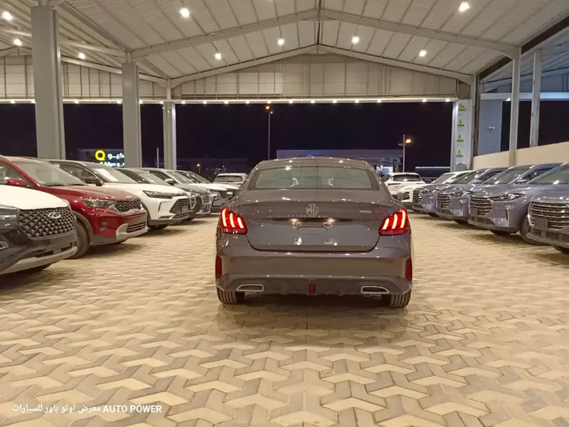 Discover undefined undefined Exterior Interior Images.Find all aspects and details of cars.