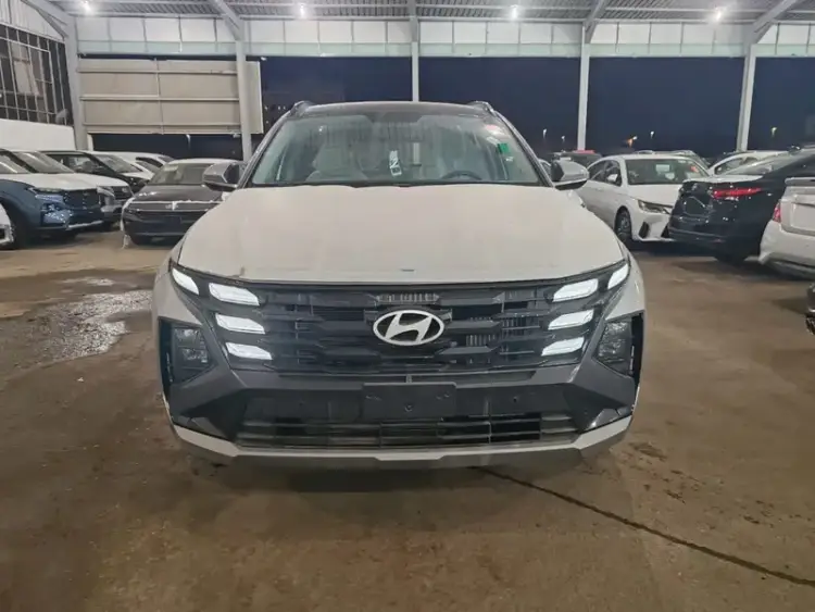 hyundai hyundai-tucson image Hyundai Tucson 2025