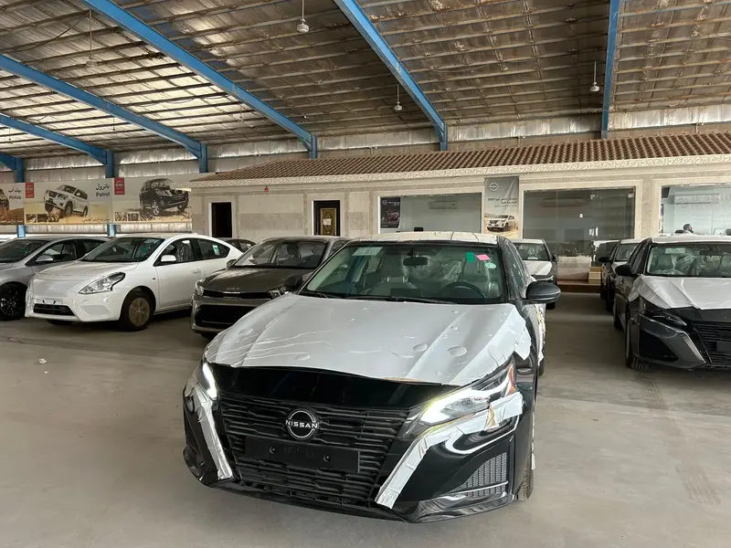 Nissan Altima 2025