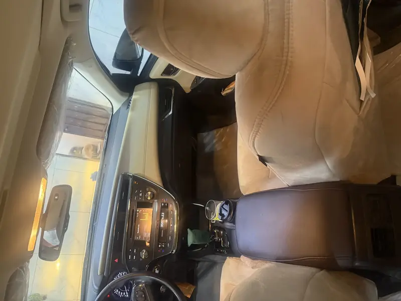 Toyota Avalon 2016