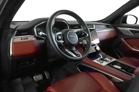 Jaguar F-Pace 2022
