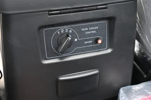 New Nissan Patrol Safari 4.8L M/T 2024
