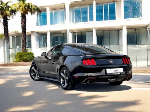 Ford Mustang V6 2015
