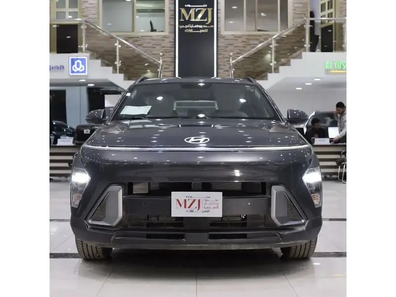 Discover undefined undefined Exterior Interior Images.Find all aspects and details of cars.