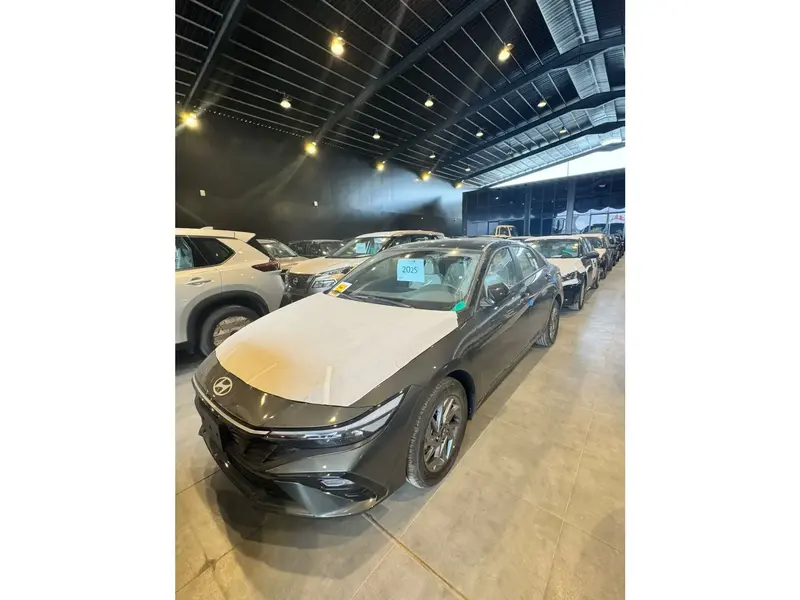 Discover undefined undefined Exterior Interior Images.Find all aspects and details of cars.
