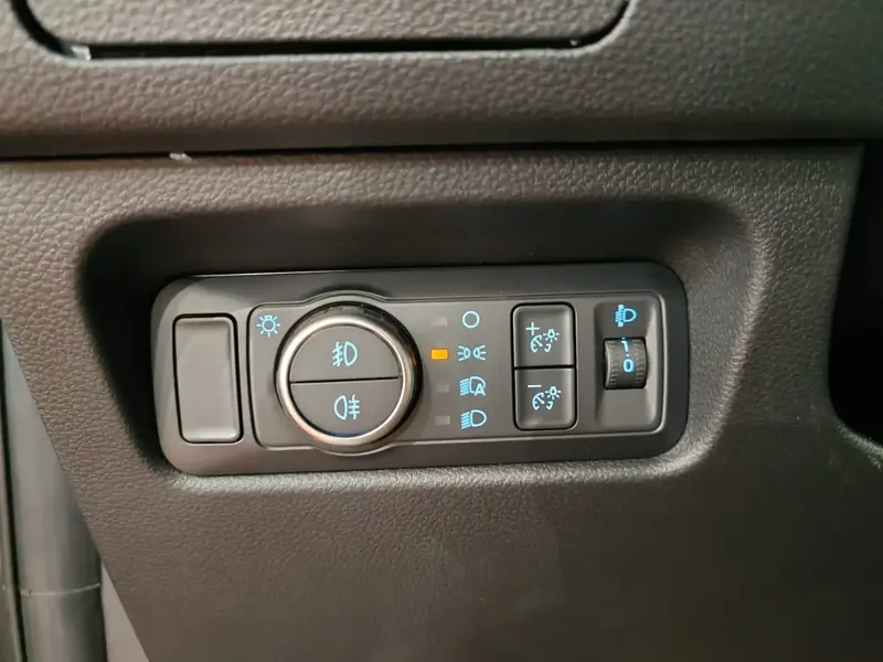 Ford EVEREST 2025