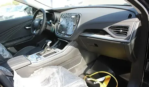 Discover undefined undefined Exterior Interior Images.Find all aspects and details of cars.