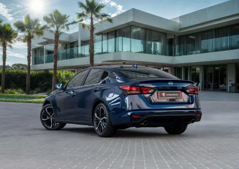Discover undefined undefined Exterior Interior Images.Find all aspects and details of cars.
