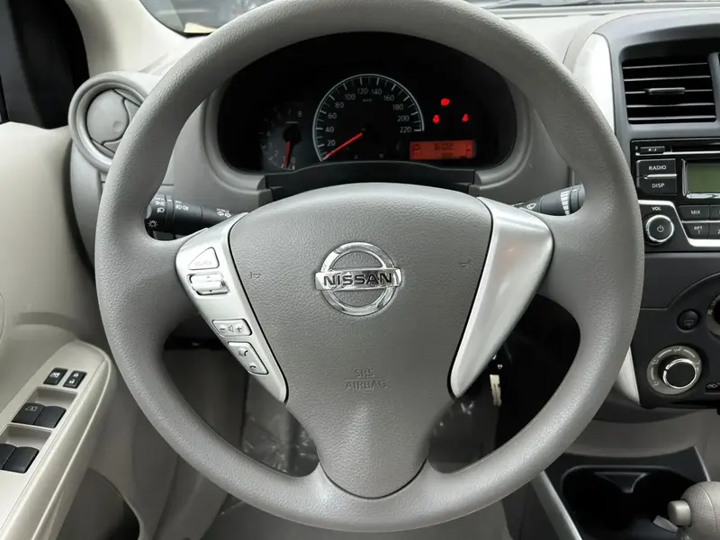 Nissan Sunny 2024