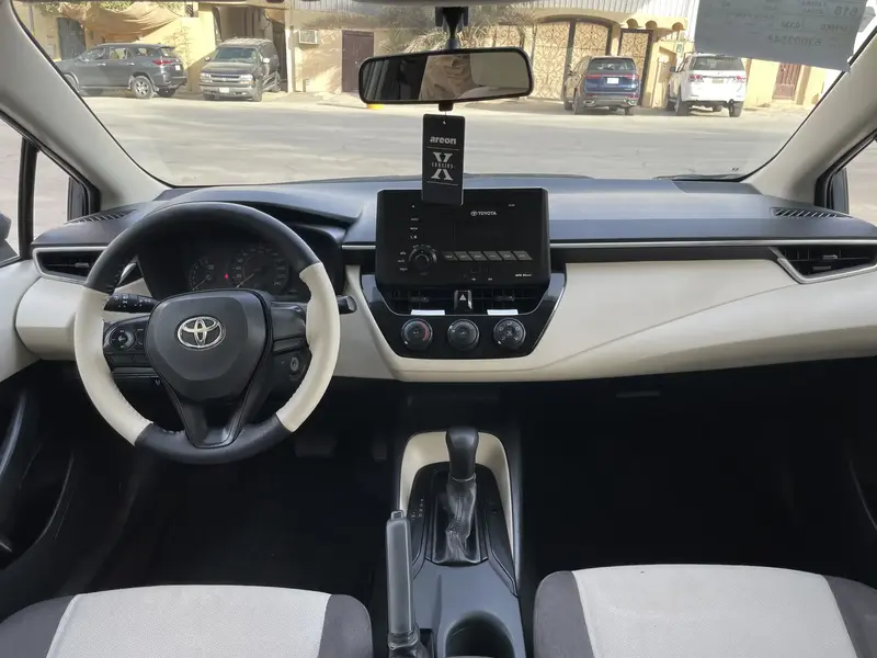 Discover undefined undefined Exterior Interior Images.Find all aspects and details of cars.