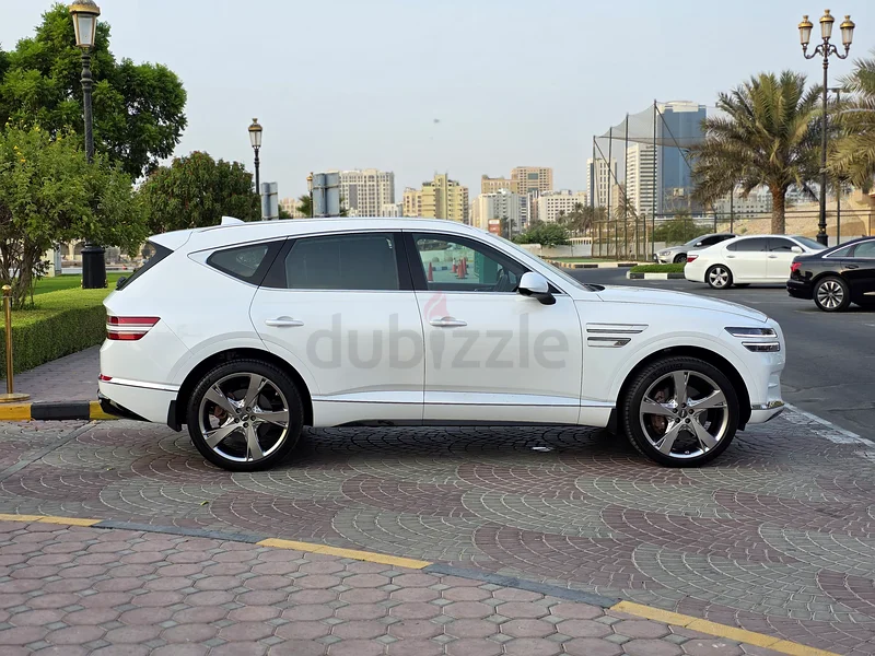 جينيسس GV80 2024