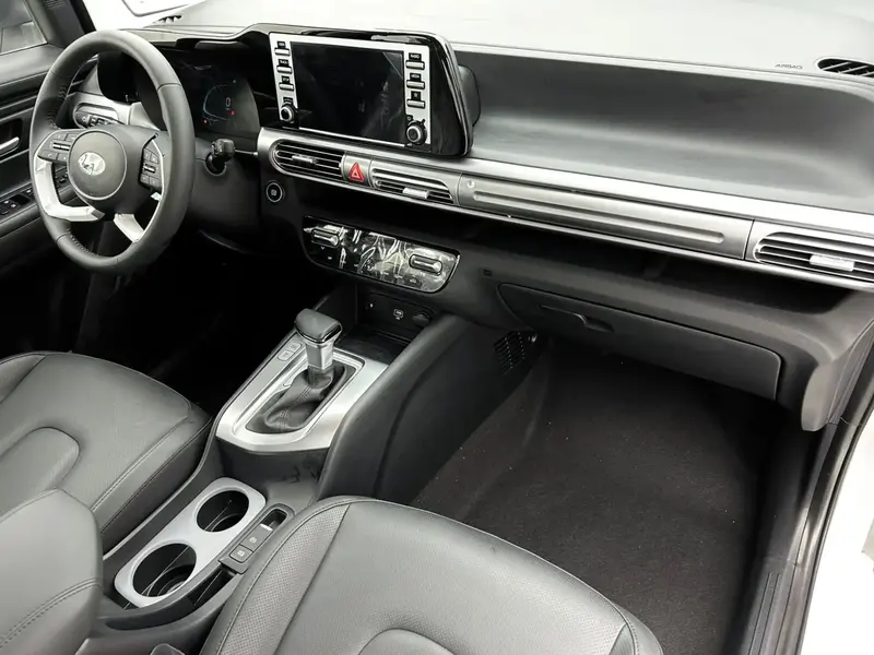 Hyundai Stargazer 2025