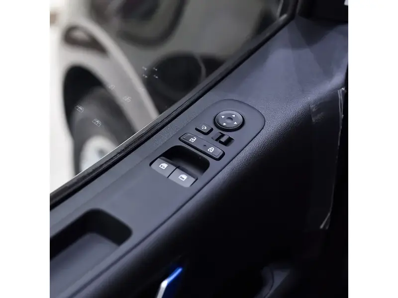 Hyundai Staria 2025