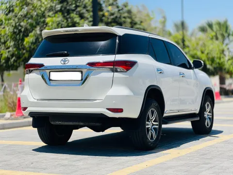 Toyota Fortuner 2.7L 2020