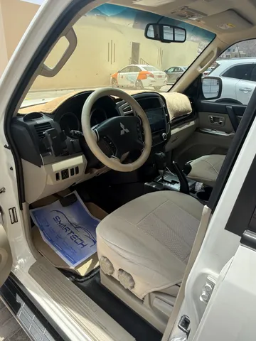 Mitsubishi Pajero GLS V6 2018