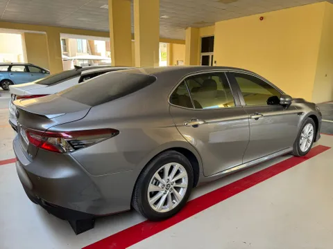 Discover undefined undefined Exterior Interior Images.Find all aspects and details of cars.