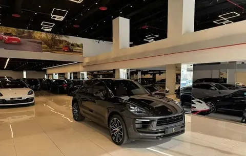 Discover undefined undefined Exterior Interior Images.Find all aspects and details of cars.
