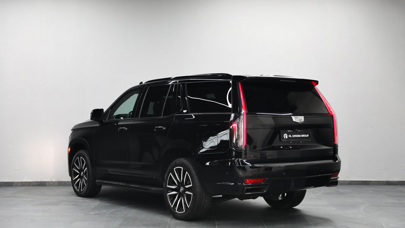 Discover undefined undefined Exterior Interior Images.Find all aspects and details of cars.