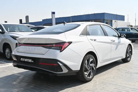 New Hyundai Elantra 2024