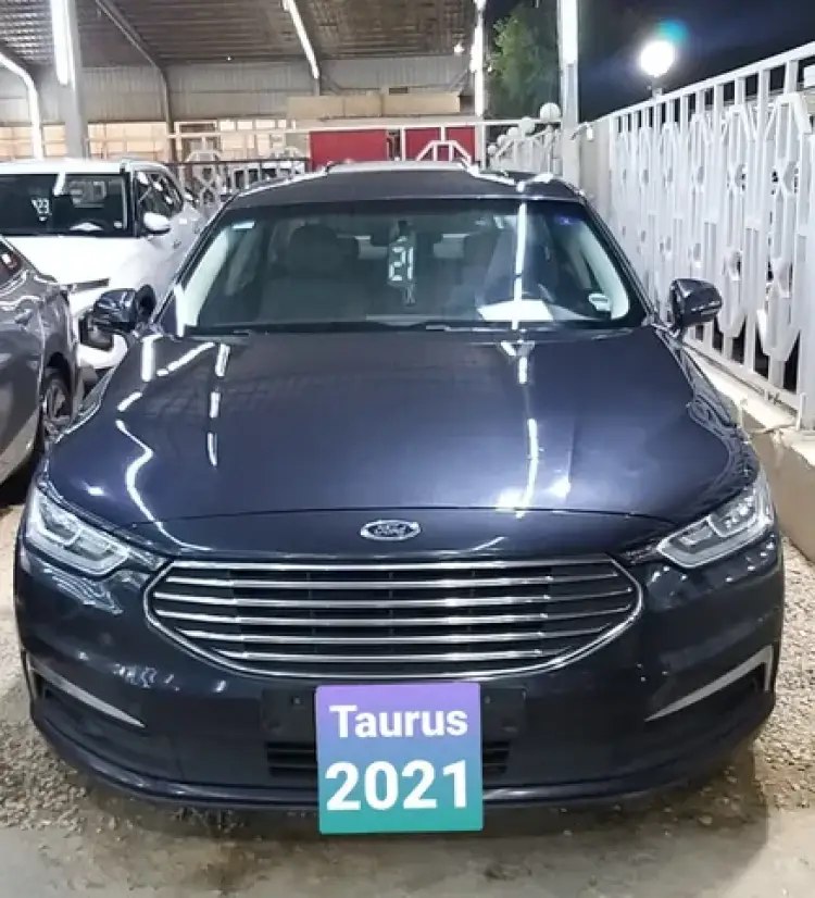 ford ford-taurus image Ford Taurus 2021