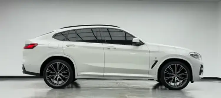 bmw bmw-x4 image BMW X4 xDrive 30i M Sport 2021