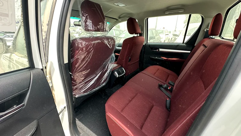 تويوتا هيلوكس 2025