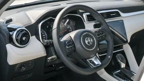 New MG ZS 1.5L LUX 2024