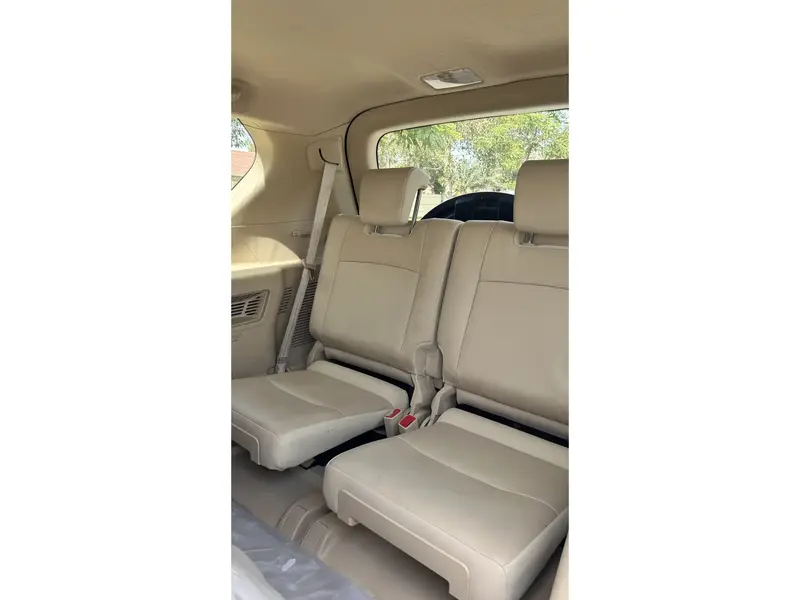 Discover undefined undefined Exterior Interior Images.Find all aspects and details of cars.