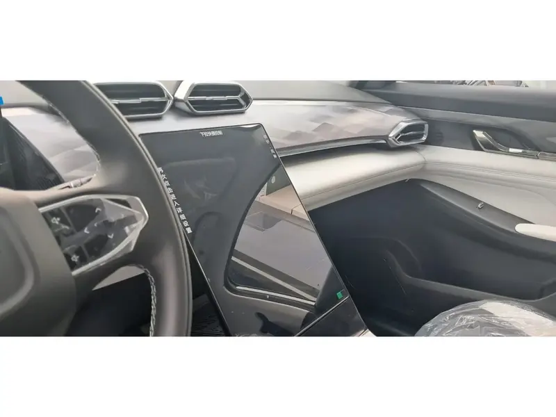 Discover undefined undefined Exterior Interior Images.Find all aspects and details of cars.