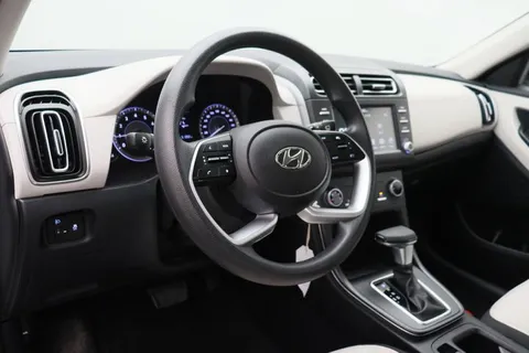 Discover undefined undefined Exterior Interior Images.Find all aspects and details of cars.