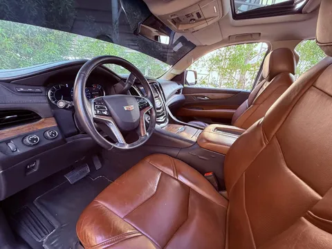 Cadillac Escalade 6.2L Platinum 2016