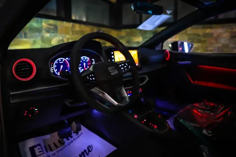 Discover undefined undefined Exterior Interior Images.Find all aspects and details of cars.