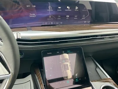 New Cadillac Escalade 6.2L Sport Platinum 2025