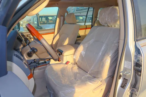 Toyota Land Cruiser 4.5L GXR Petrol 2015