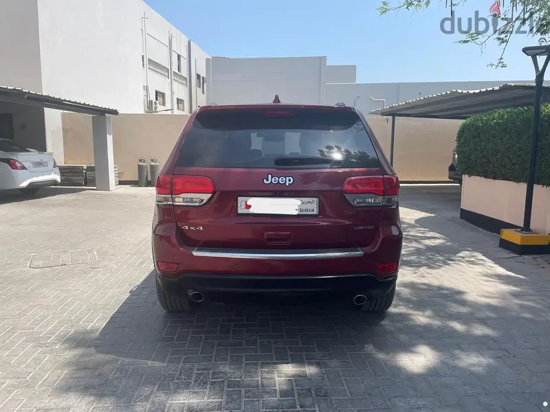 جيب جراند شيروكي 2015