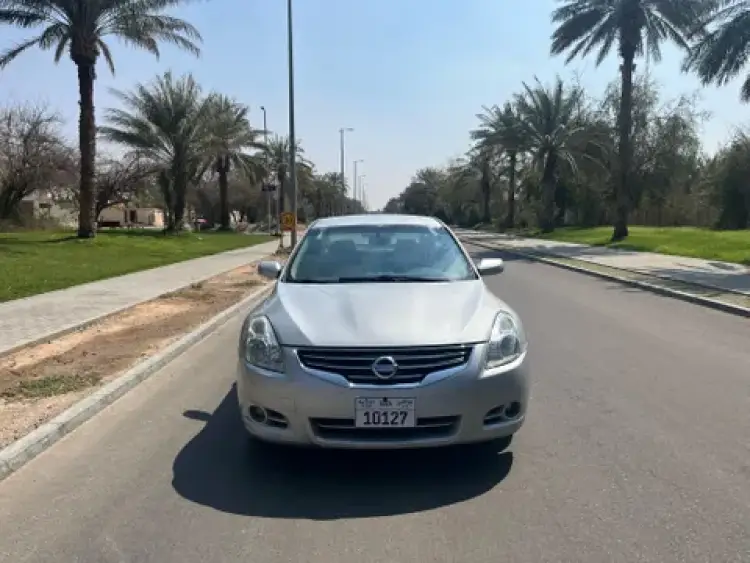 nissan nissan-altima image New Nissan Altima 2011