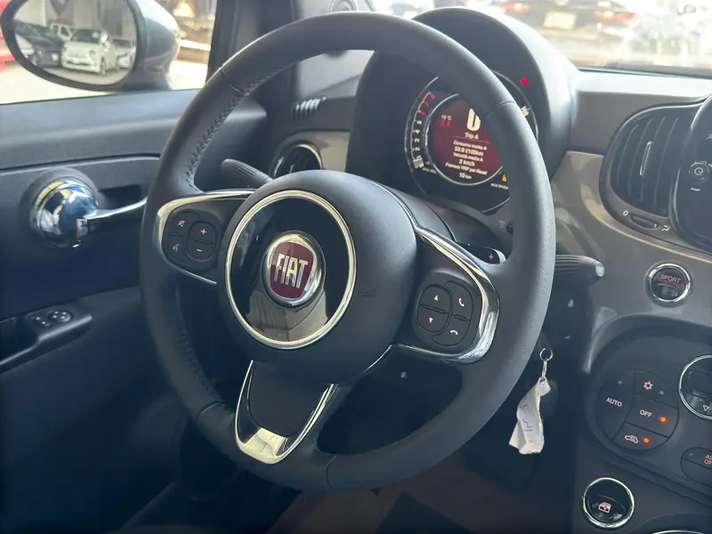 Fiat 500C 2024