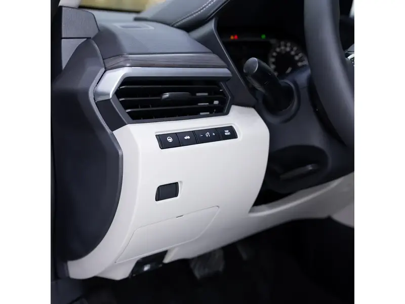Nissan Altima 2025