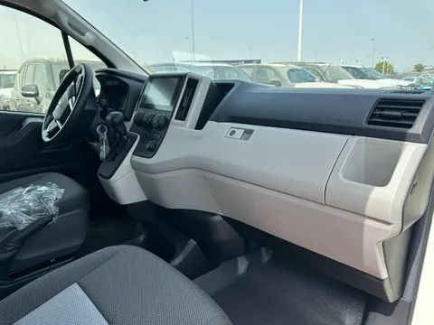 Discover undefined undefined Exterior Interior Images.Find all aspects and details of cars.