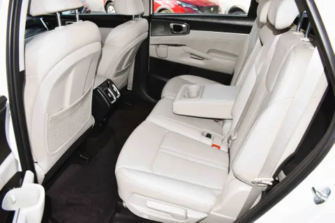 Kia Sorento 2.5L (AWD) 2023